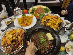 -嘎吧锅私家菜馆(新村十区店)