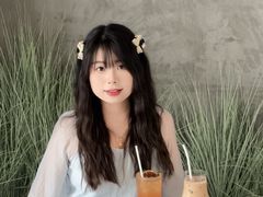 -洪小鹏生活美学馆(领SHOW天地店)