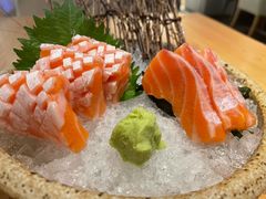三文鱼腩刺身-Hatsune隐泉日式料理(SKP店)