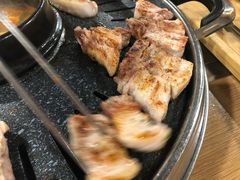 -江南猪肉商会无限续吃(弘大店)