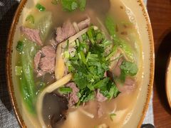 -石梅湾威斯汀度假酒店-品味餐厅·川湘菜·海鲜风味火锅·手工面食·万州烤鱼·口味牛蛙·小龙虾