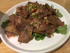 -小鱼小牛·鱼牛干锅·脆鱼火锅(世欧广场店)