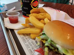 -FATBURGER 特富客汉堡(外交公寓店)