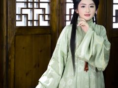 -九月鹰飞汉服摄影工作室