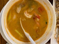 -两兄弟Song Pee Nong(2号店)