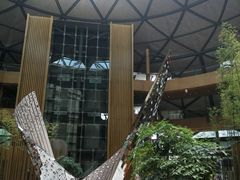 -上海滴水湖皇冠假日酒店