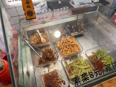 -矮子粉店1985·长沙米粉(湘春路店)
