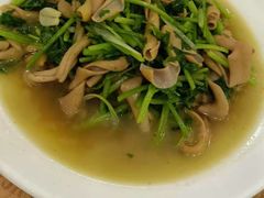 -九花山烤鸭店