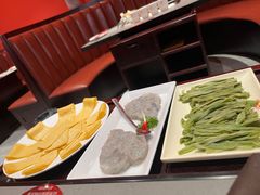 -洞子口重庆鲜货火锅(楚翘城旗舰店)