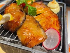 -萤初高端日料王(曲江银泰店)