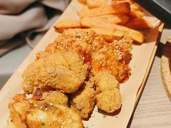 -必胜客(上海华谊新所店)