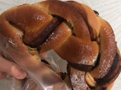 -沁屋面包店(人民东路店)