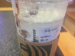-星巴克臻选(莘庄仲盛店)