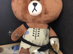 -LINE FRIENDS Garosu-gil Flagship Store