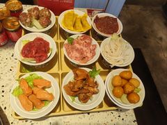 -红九格老火锅(三峡广场店)