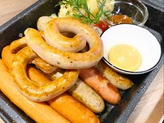 肉肠拼盘-Paulaner·德国帕拉娜自酿啤酒餐厅(海上世界店)