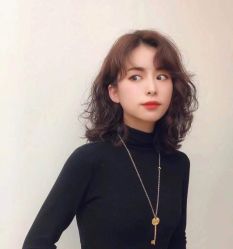 -镁连社·美联社