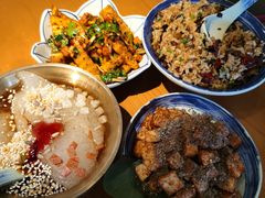 -包整·丝娃娃(一览甲秀楼风景店)