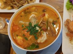 -两兄弟Song Pee Nong(2号店)
