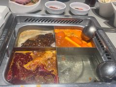 四宫格锅底-海底捞火锅(太阳宫凯德mall店)