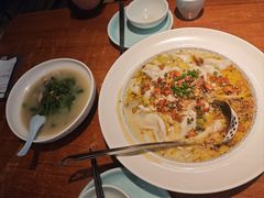 -鱼亨小鲜酸菜鱼(大信店)
