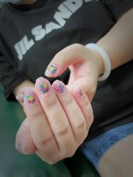 -情同手足美甲美睫