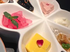 甜品总汇-赠李白·如诗的川味(余杭万达广场店)