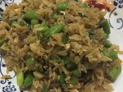 -五洞培记山庄·鲜牛肉火锅