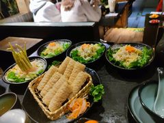 -湊湊火锅·茶憩(新中关购物中心店)