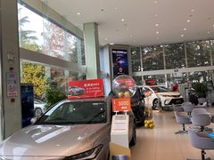 -上海和裕一汽丰田4S店(七宝店)