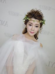 -艾米丽婚纱礼服