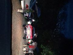 -满記土窑烧鷄波浪山莊