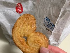 纯奶中蝴蝶酥-上海哈尔滨食品厂(淮海中路店)