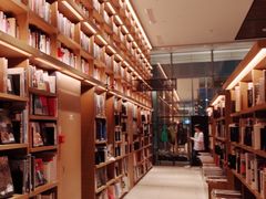 -茑屋书店(天目里店)