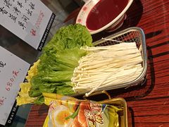 -沙胆彪炭炉牛杂煲(上海日月光广场店)