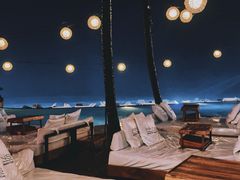 -FINNS Beach Club
