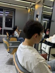 -藤野造型烫发染发