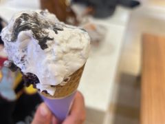 草莓热奶宝-鲜芋仙(群光广场店)