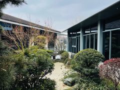 -上海怡沁园度假酒店
