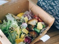 鸡肉大虾鲜蔬波奇碗-西堤牛排(南京龙江店)