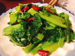 炒时蔬-百年粉蒸牛肉
