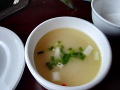 -绿色墨脱石锅城