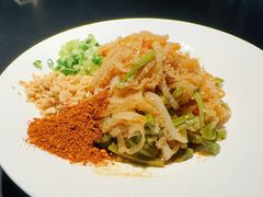 -麻六记(凤凰汇店)