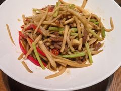 -黄泥岗·地道湖北菜(奥特莱斯店)