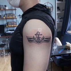 -椿树下·Tattoo纹身工作室