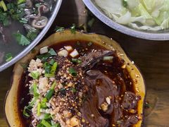 -小杨翘脚牛肉