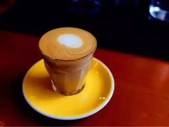 -Be Lived Cafe比例咖啡(摩天轮店)