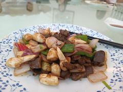 -品香菜馆(旗峰路中侨大厦店)