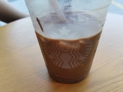 -星巴克臻选(盐城金鹰聚龙湖店)