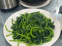 -容里煲仔饭(利丰北路店)